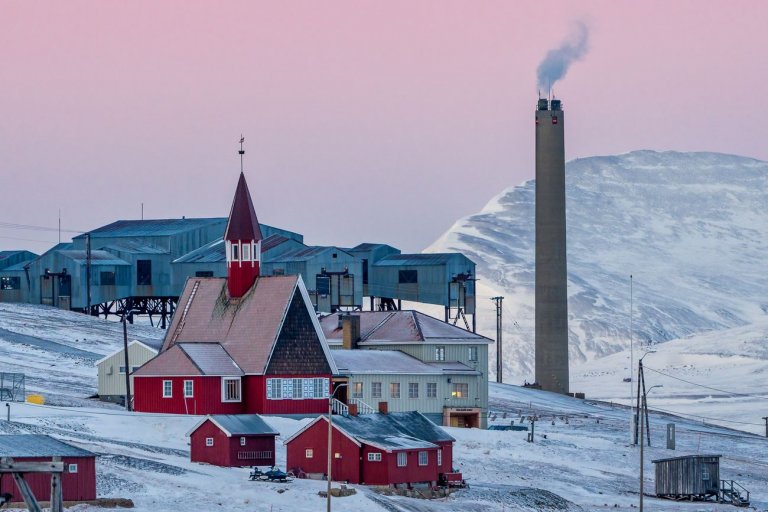 Güneşin Batmadığı Tek Ülke Svalbard